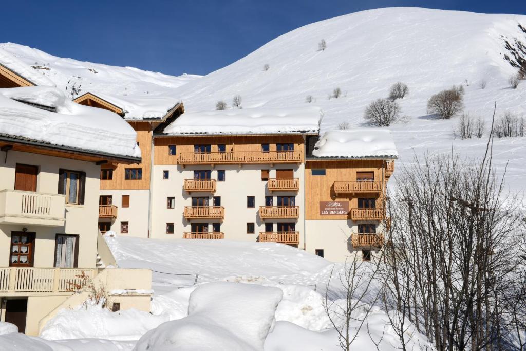 Résidence Odalys Les Bergers Saint-Sorlin-dʼArves Esterno foto